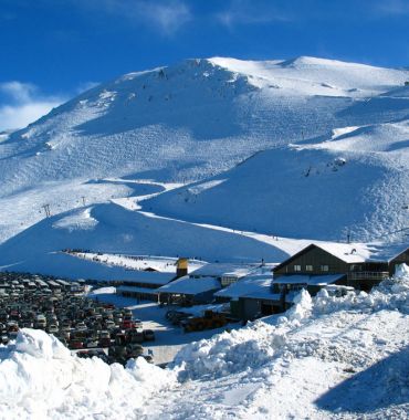 Things to do in New Zealand Mount Hutt New Zealand Discovering Destinations 370 x 380